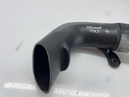 RENAULT MEGANE MK3 AIR INTAKE TUBE PIPE HOSE 82009231 1.6 PETROL 08-2015🌟 - Picture 4 of 13