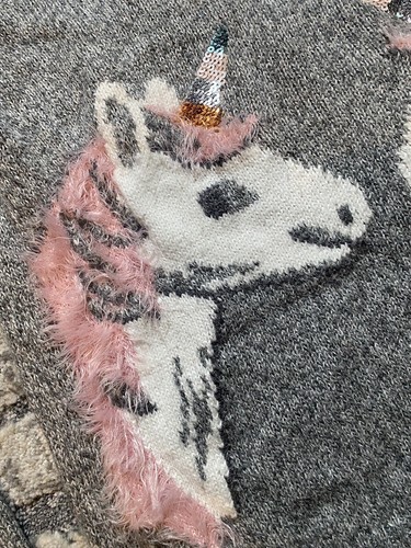 Abercrombie Kids Size 9/10 Unicorn Soft Cute Sweater Cotton Girls Top Winter A&F - Picture 2 of 10