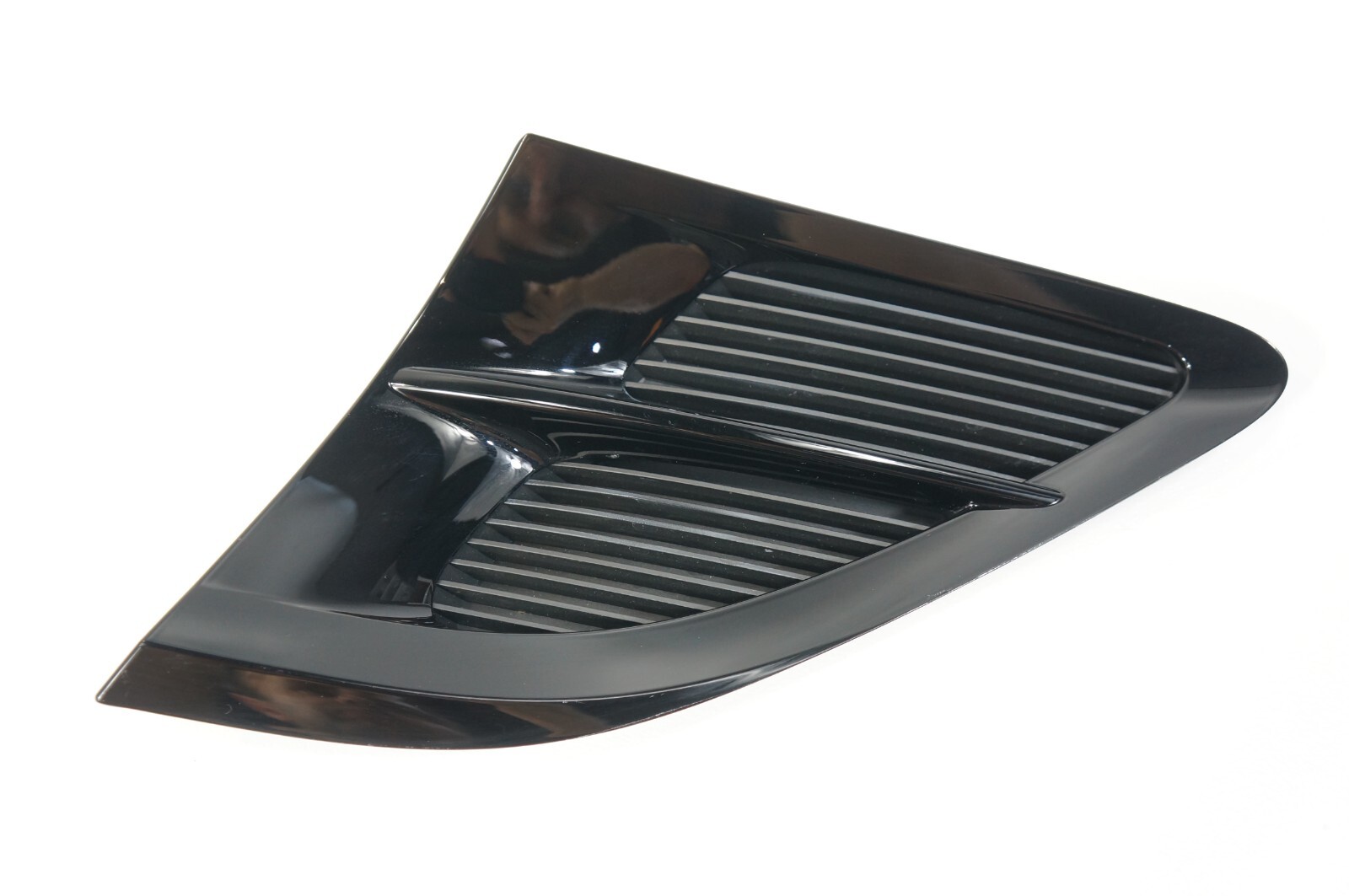2018-2020 Bentley Continental GT Passengr Right Side Fender Vent Grille Grill