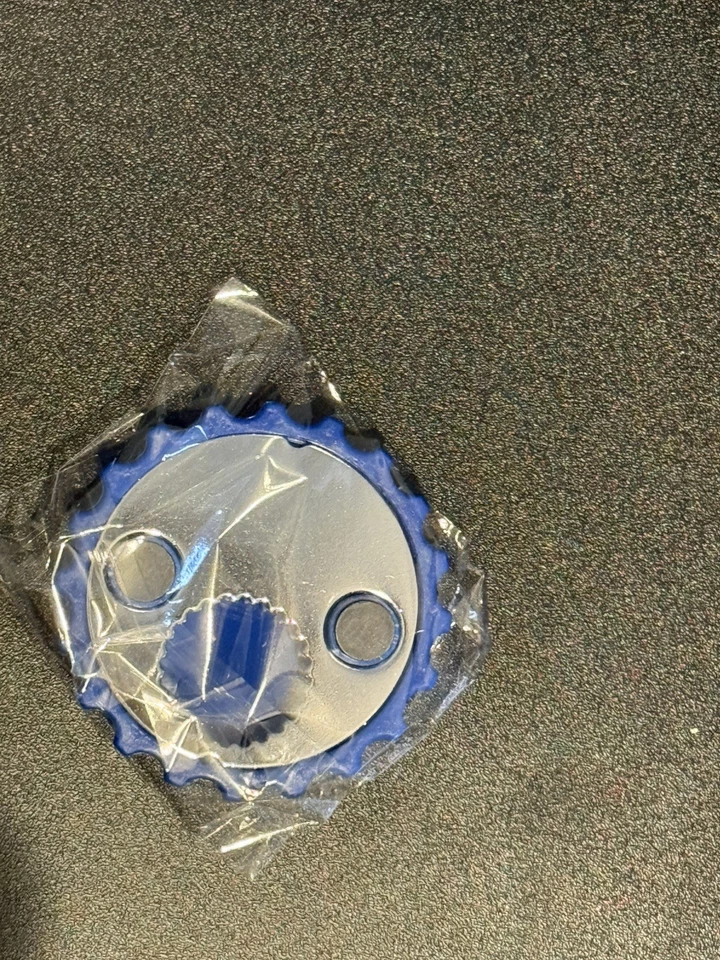 Fallout Jones Soda Vault-Tec Открывалка для Бутылок Магнит и Сумка - Эксклюзив - Изображение 3 из 4