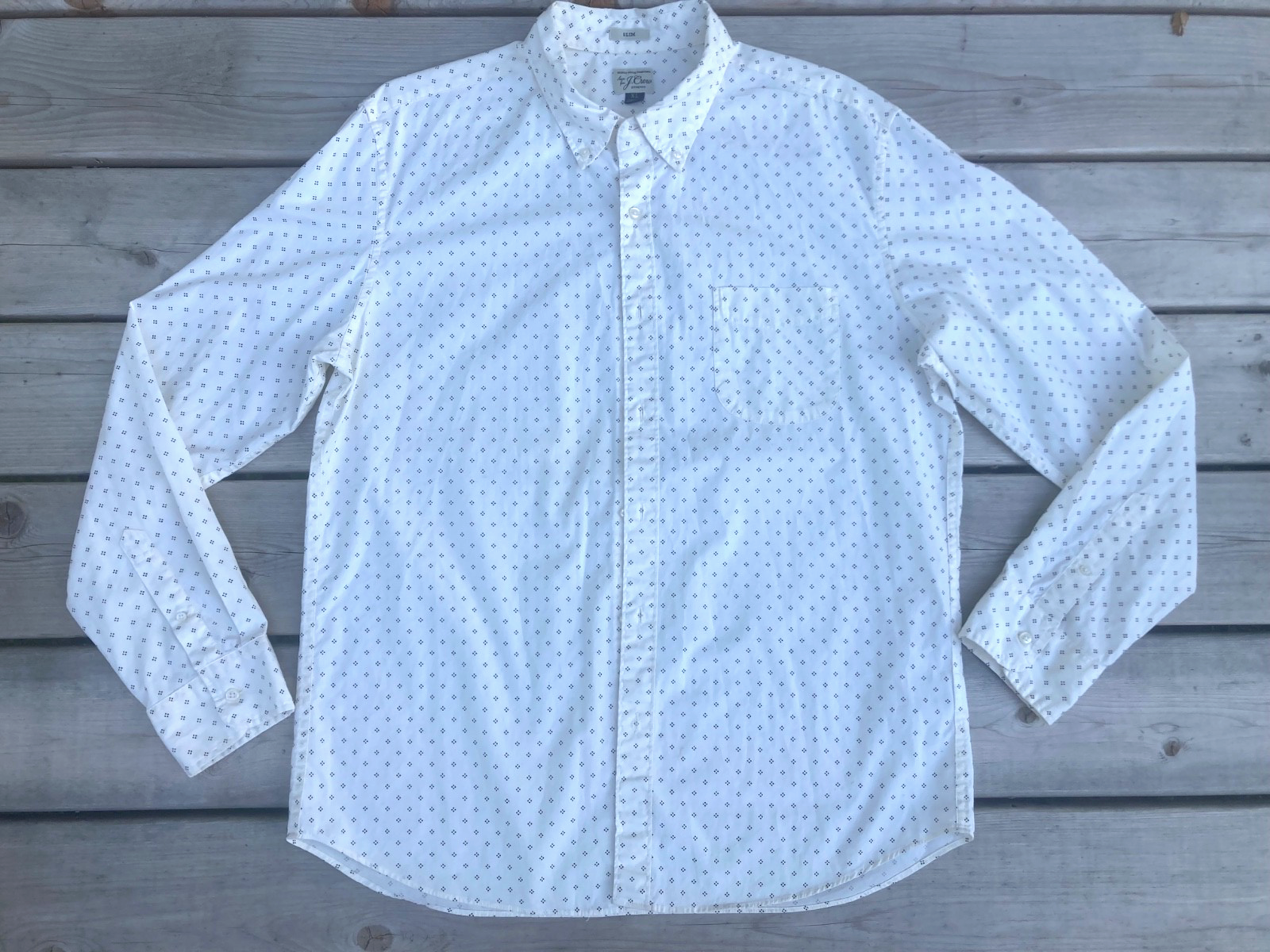 J Crew men’s Secret Wash off-white button down shirt size slim XL EUC