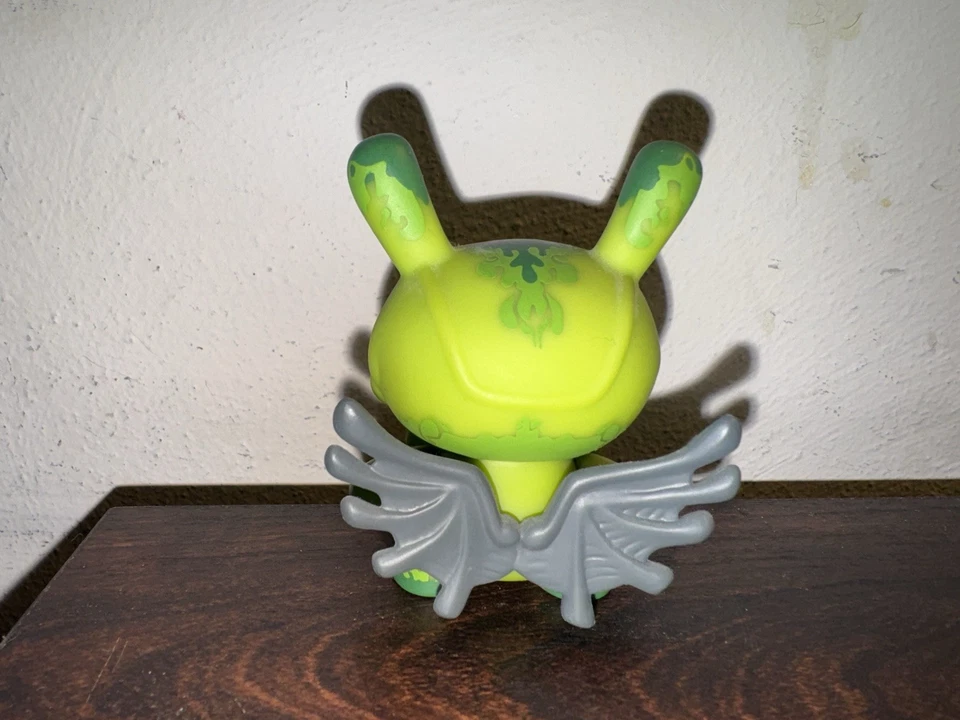 Kidrobot The Odd Ones Dunny Series Howie Phillips 3" Vinyl Figure Scott Tolleson - Image 3 of 4