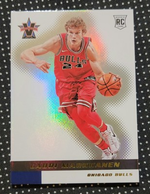 #ad 2017 18 Panini Vanguard Lauri Markkanen RC Gold Holofoil 28 49 #35 $27.99