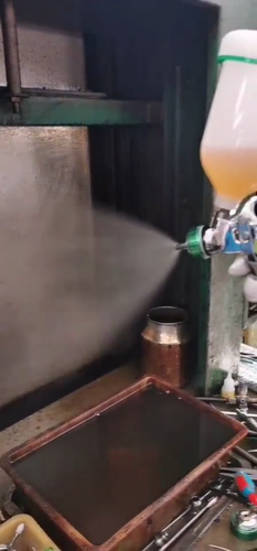 RF601AG HVLP GRAVITY SPRAY GUN / 600cc / 1.4mm / High Volume / Air Tools - Video 1 di 1