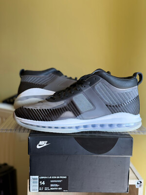 Friends Family Nike LeBron x John Elliott Icon QS PROMO 14 48,5 Black PE XX XXI