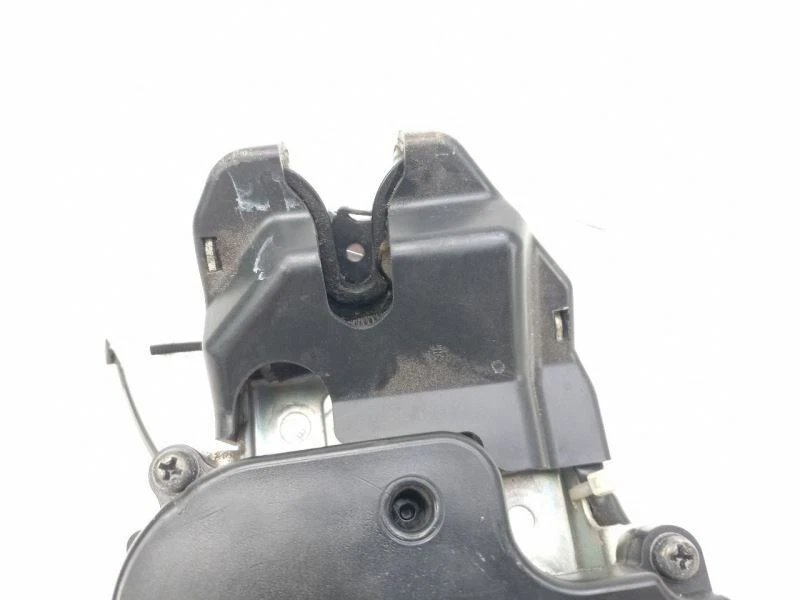 Honda Civic 2009 pestillo de puerta trasera Foto 3 de 4