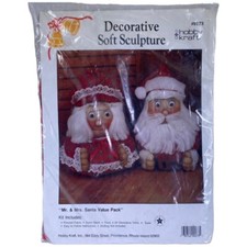 Christmas Santa  Mrs Claus Decorative Soft Sculpture Kit 9273 New