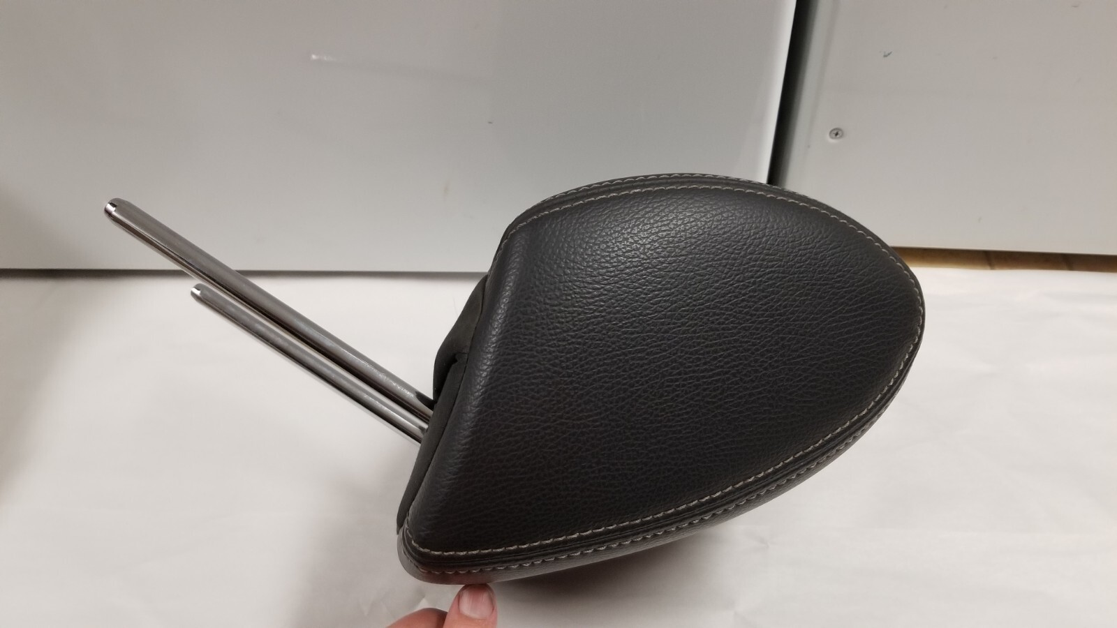 20092014 Ford F150 Driver Passenger Front Headrests Pair Black