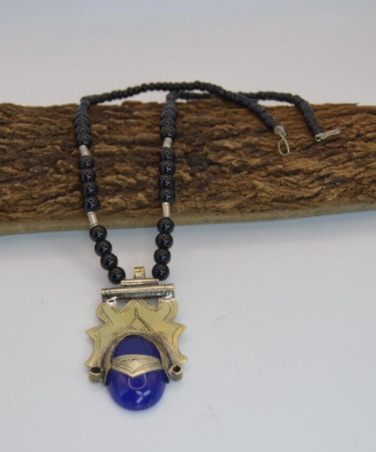 Pendentif berbère vintage boho vieille croix africaine fait main bleu-pierre tribu touareg - Photo 1 sur 8
