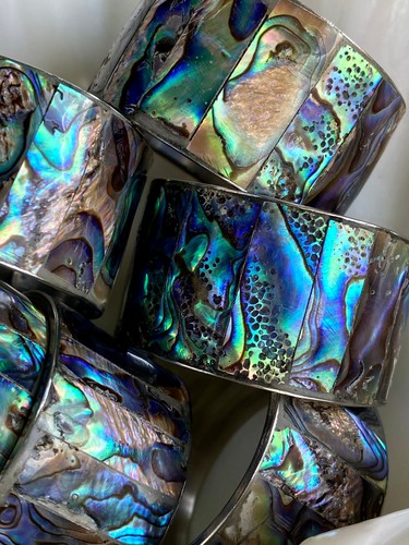 Handcrafted Artisan Napkin Rings Inlaid With New Zealand Paua Abalone Shell (6) - Picture 18 of 24