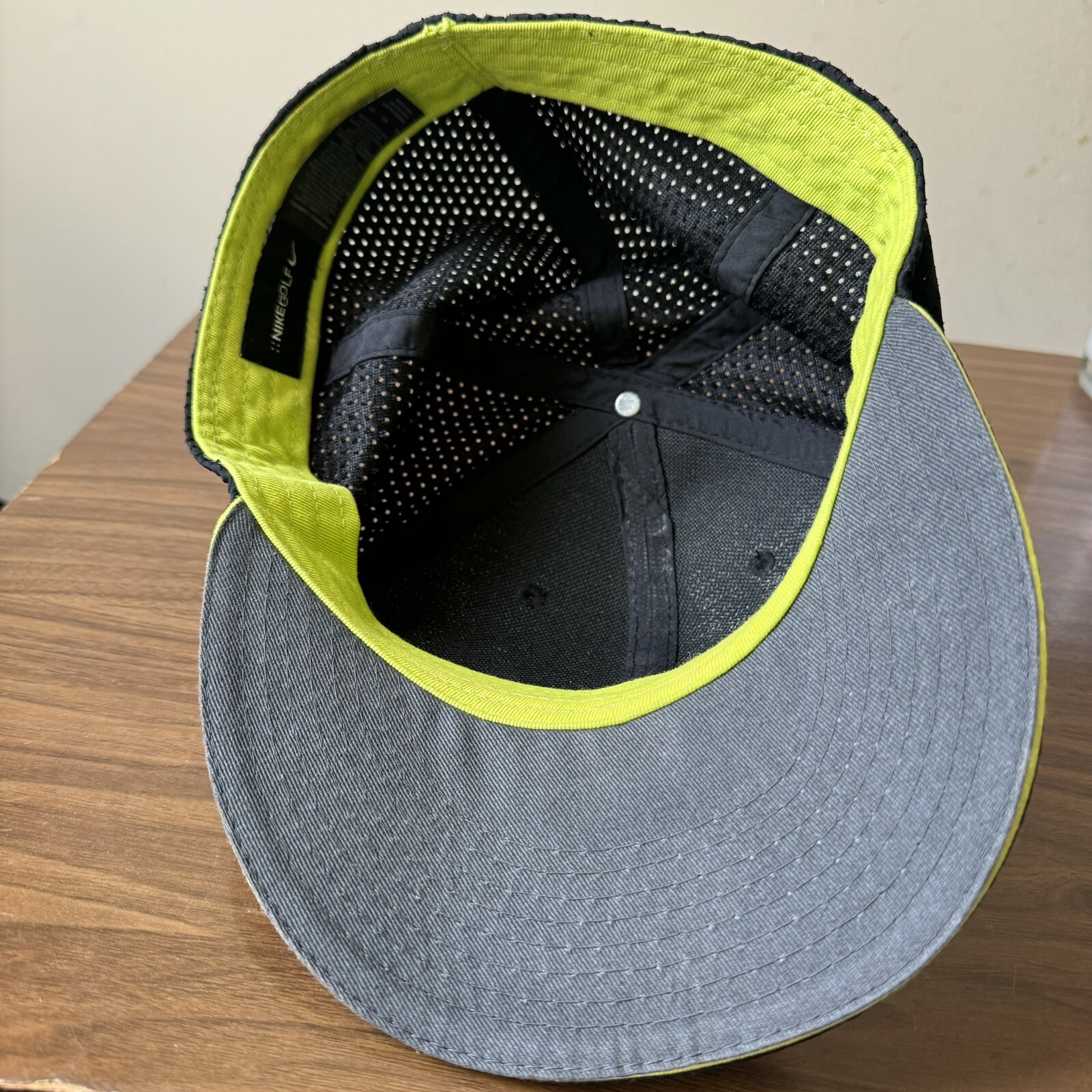 Nike Golf Cap M/L Black Swoosh Polyester Performance Adjustable Hat thumbnail 6