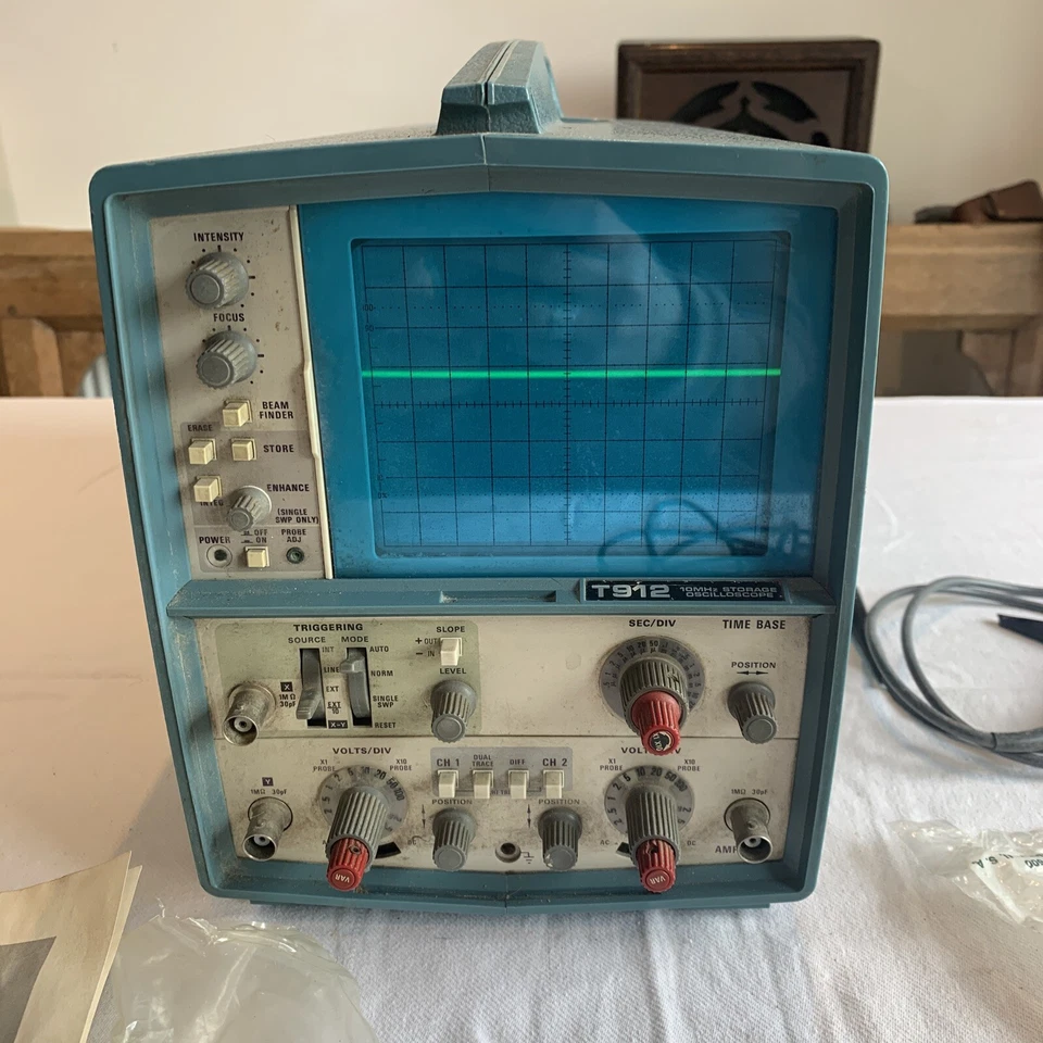TEKTRONIX T912 10MHz Storage Oscilloscope - Image 2 of 4