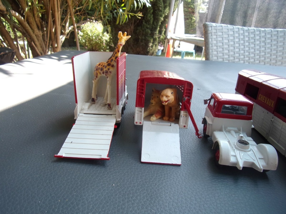 Camion benne Corgi Toys 54 métal vintage (D'occasion) à Evionnaz pour Camion benne Corgi Toys 54 métal vintage (D'occasion) à Evionnaz pour