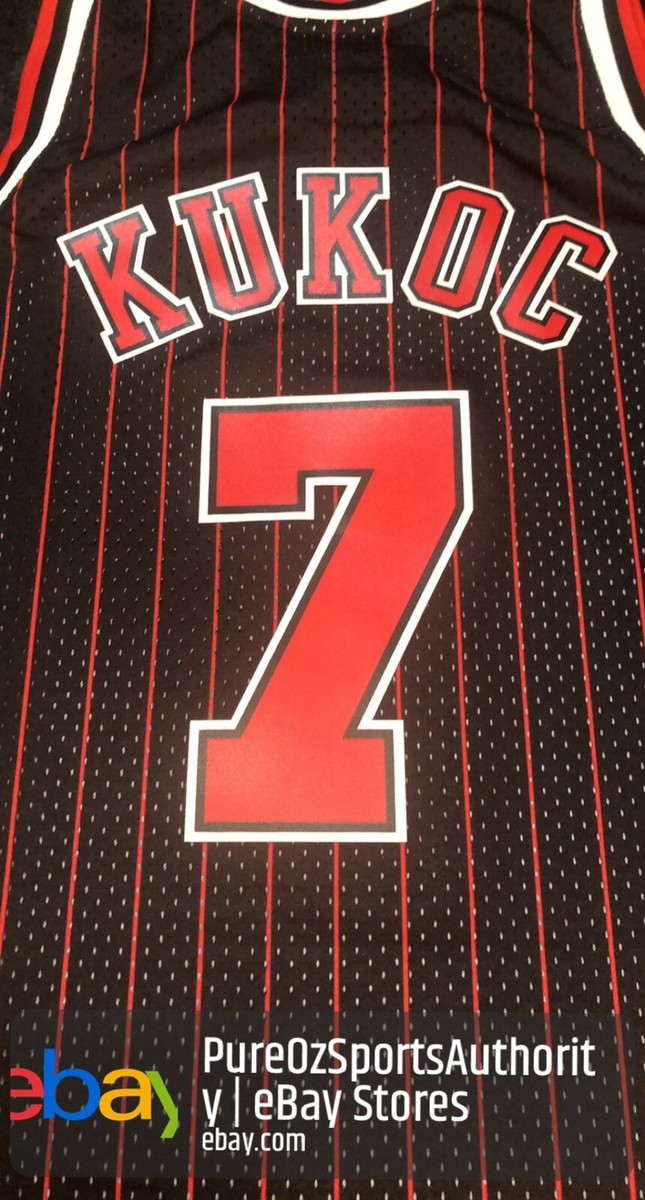 TONI KUKOC スイングマンジャージ　トニ・クーコッチ Chicago Bulls Toni Kukoc #7 Mitchell & Ness Black 1995/96