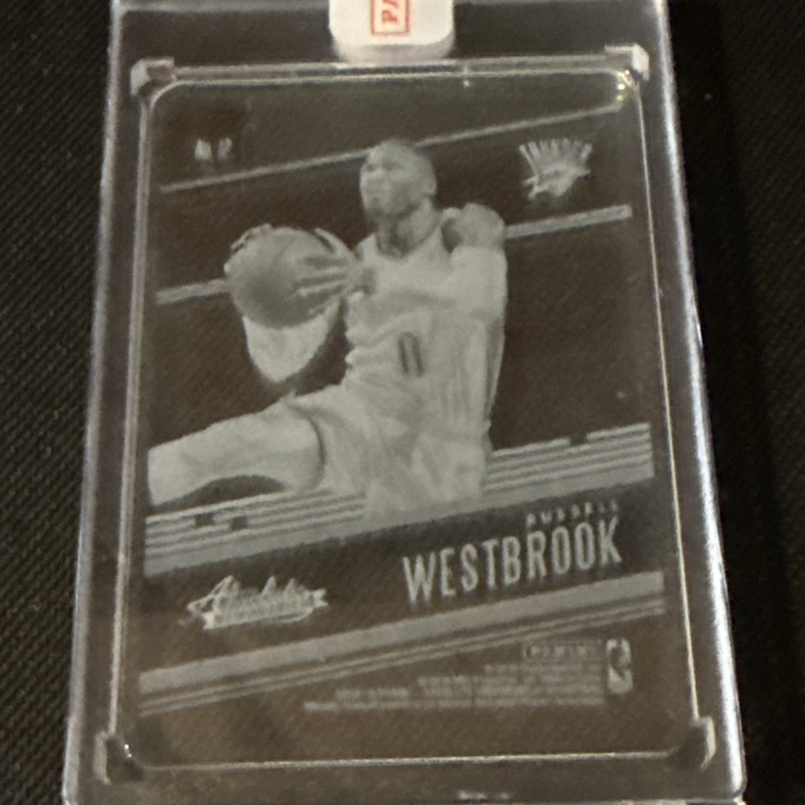 2018-19 Absolute Russell Westbrook Glass #17 Thunder