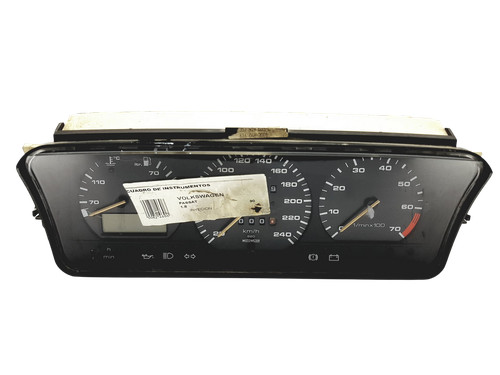 Tacho Kombiinstrument VW Passat 3B 357919033C 6160463001 47467