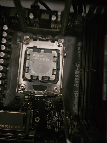 Processeur AMD Ryzen 5 7600 (5,1 GHz, 6 cœurs, socket AM5) 100-100001015BOX