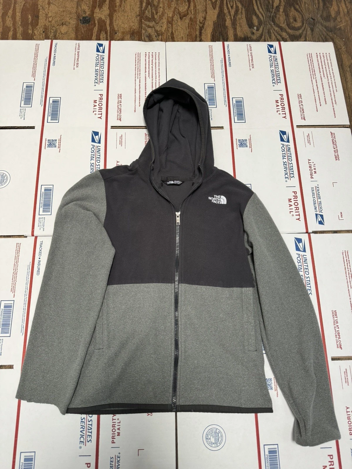 The North Face Gray Fleece Zip Jacket Sweater Sz Teen Unisex XL (14/16) Preowned