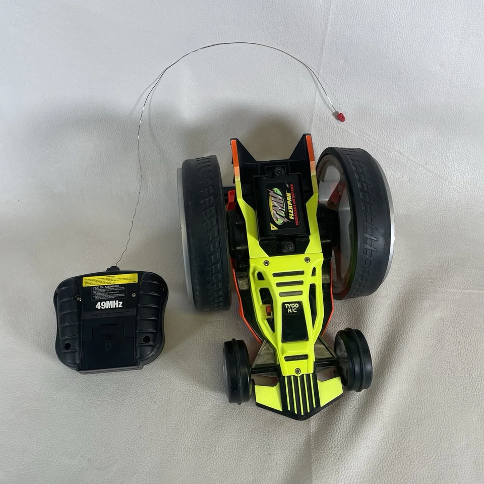 VINTAGE TYCO PSYCHO RCs (49 MHz) -UNTESTED-For Parts- - Image 2 of 4