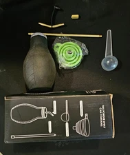 Bulb Duster Sprayer Insect Buster Handheld 7" Extendable Applicator Dispenser