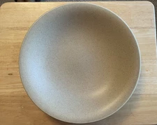 Lindt Stymeist Sand Deep Round Platter