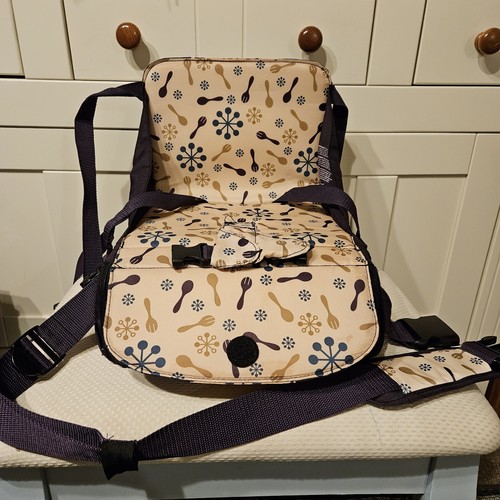Munchkin Child Travel Booster Seat Purple, High Chair. - Picture 1 of 5