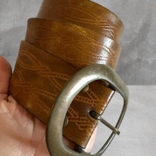 Tooled Leather Buckle Y2K Vintage Tooled Leather Unisex Belt SZ 34