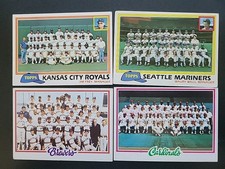 4 Nice Clean Vintage  Topps Team Cards