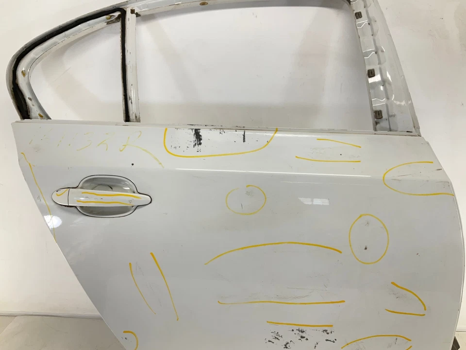 08-10 Puerta exterior trasera derecha pasajero bmw 535i sin cristal Foto 4 de 4