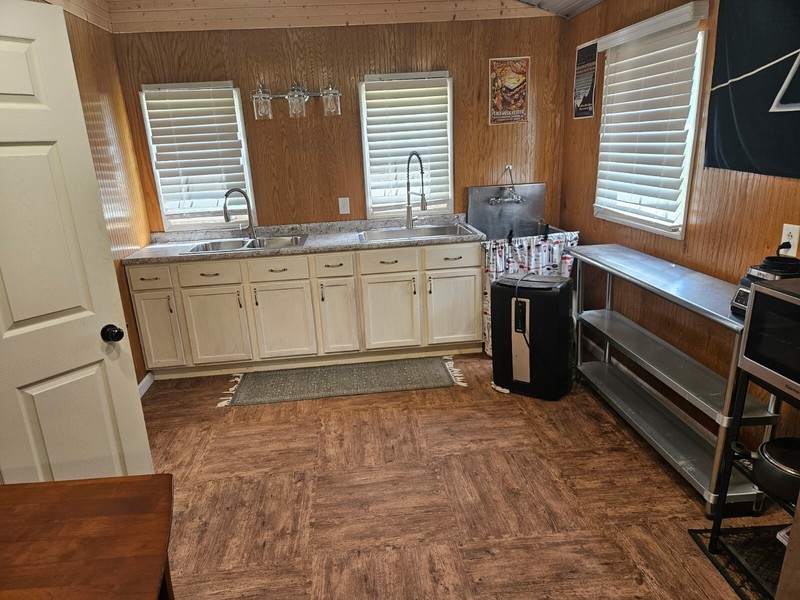 Tiny Home for Sale 16 x 48 - Image 2