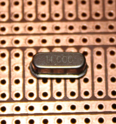 14.000 MHz Quartz Crystal Resonator HC49U Low Profile