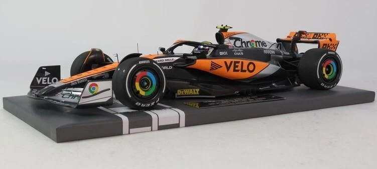 MINICHAMPS F1 Mclaren MCL60 #4 Lando Norris 2nd British Gp 2023 1/18 537232904 - Photo 2/4
