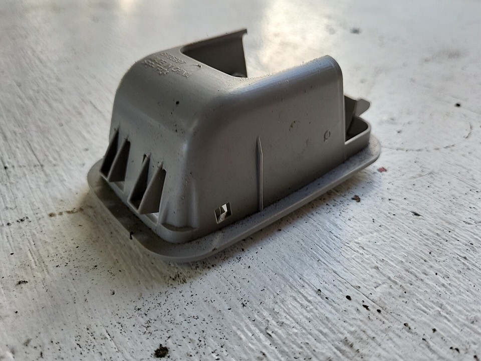 20132017 CADILLAC XTS REAR DECK CHILD SEAT LOWER ANCHOR TRIM COVER CAP