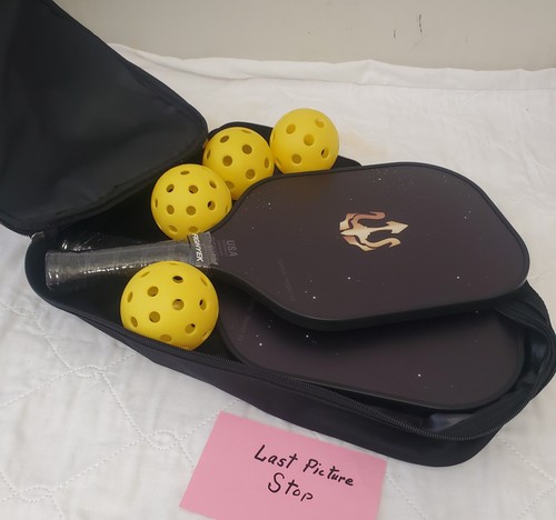 Fighyek Pickleball Racket Set with Durable Case and Balls - Picture 7 of 7