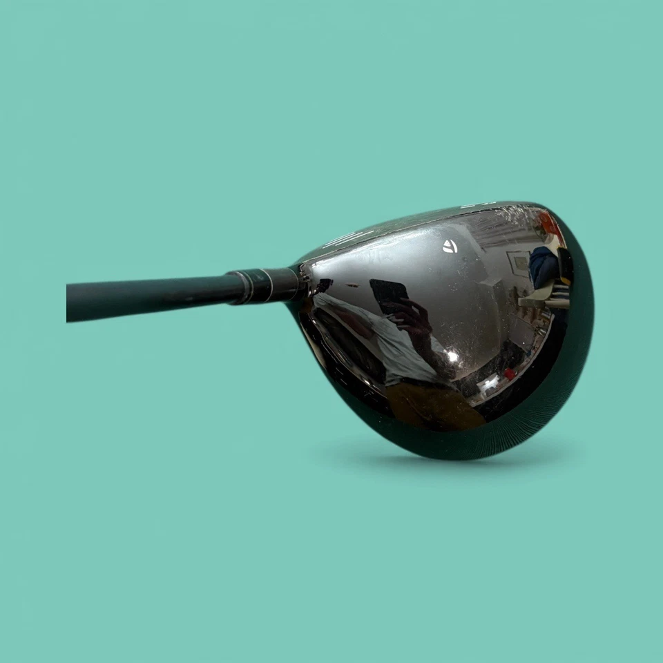 TAYLORMADE R7 SUPERQUAD DRIVER 10.5° RH S FLEX FUJIKURA REAX GRAPHITE 45" - Image 2 of 4