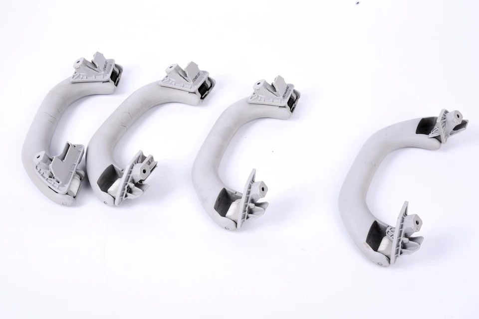 VW Passat Variant 3C5 B6 05224A8KS02 Haltegriff Angstgriff Set - Bild 2 von 2