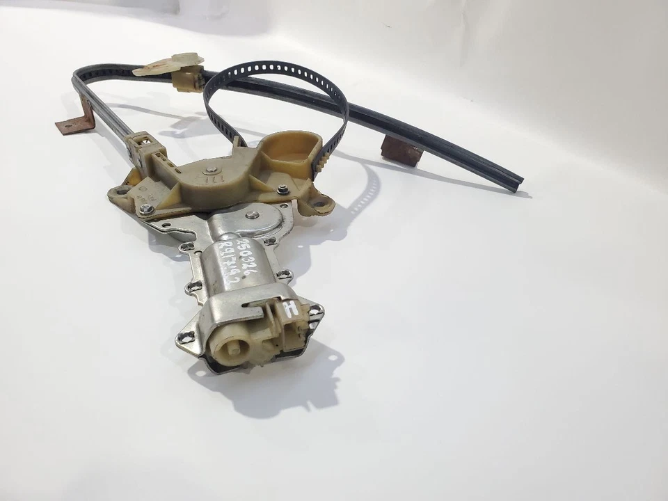 1980 1984 Cadillac Fleetwood OEM Front Left Window Regulator 20085721 - Image 3 of 4
