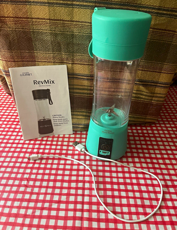 Handy Gourmet RevMix Portable Personal Blender, USB Rechargeable, Green