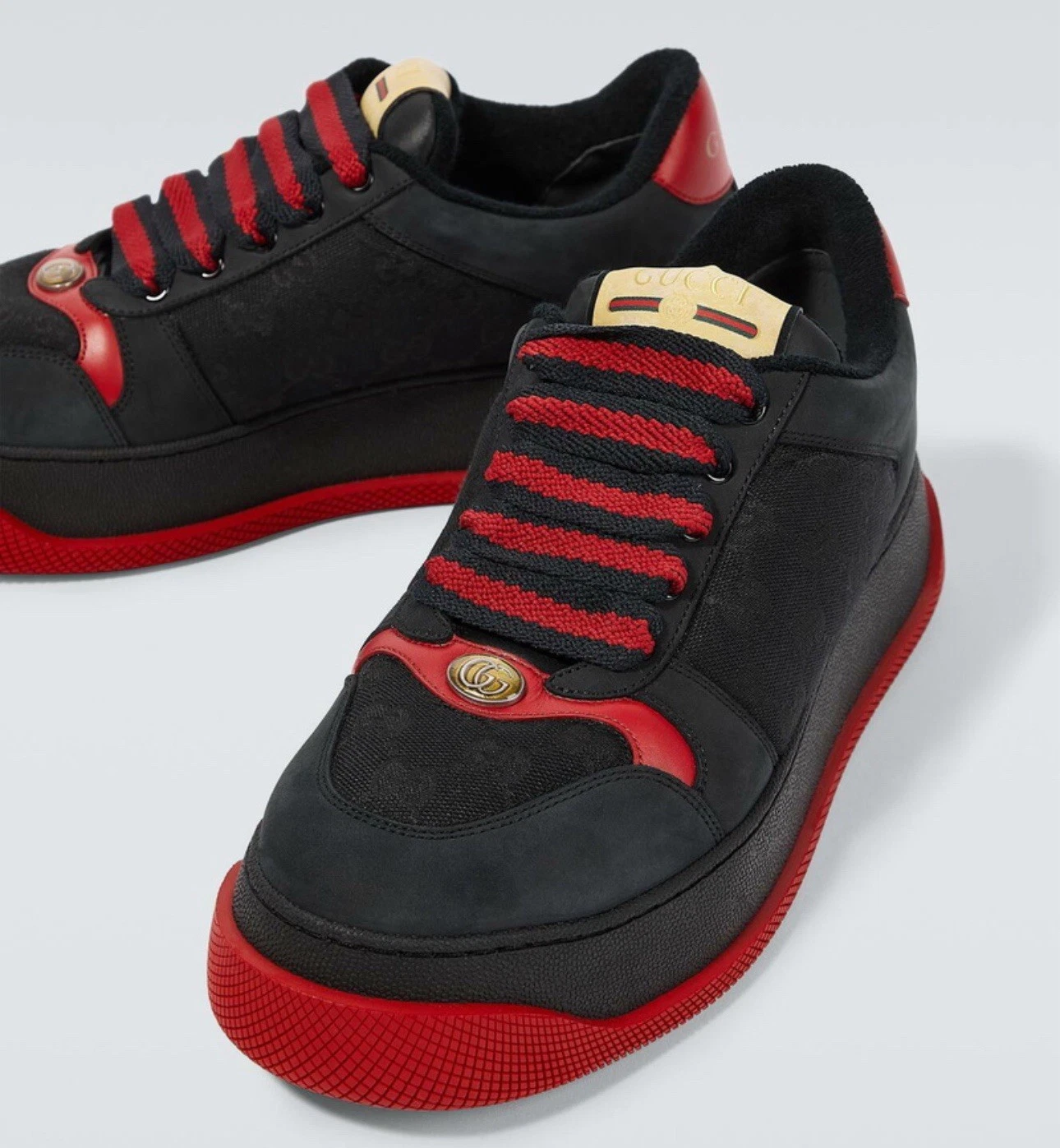 Baskets Gucci Screener GG neuves taille 42 dans leur boite d'origine et avec facture ! 