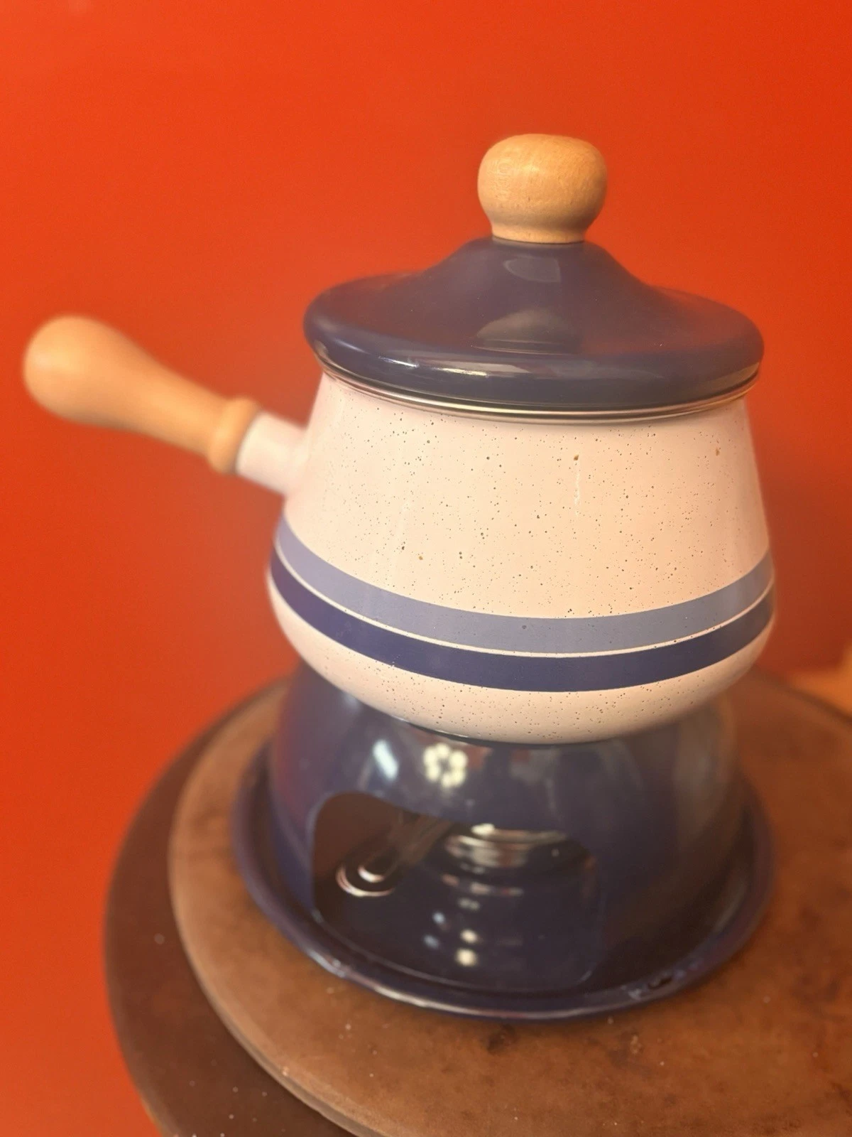 VTG 2.5 Quart Porcelain Enameled On Steel Fondue Set 1970s Retro Japan