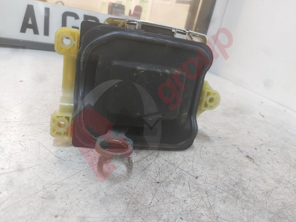 MERCEDES C CLASS W204 (08-14) AUTOMATIC GEAR SHIFTER SELECTOR A2042673888Q1 - Image 3 of 4