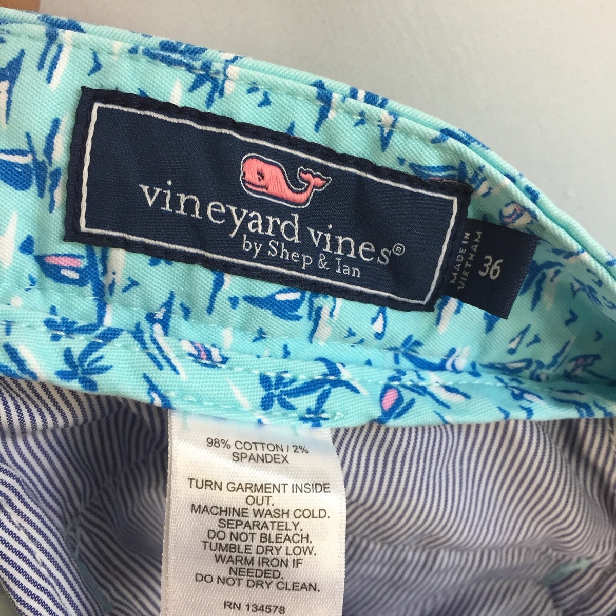 Short VINEYARD VINES homme 36 bleu marine brodé USA coton