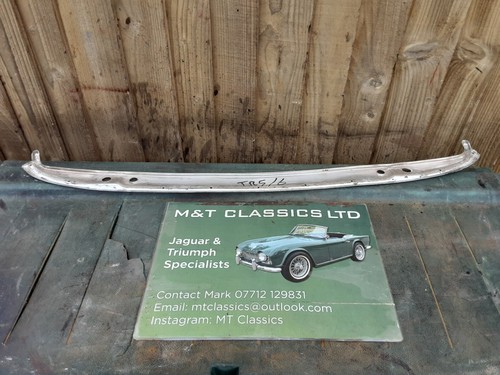 Triumph Tr6 Windscreen capping 4 Holes Original - Picture 5 of 7