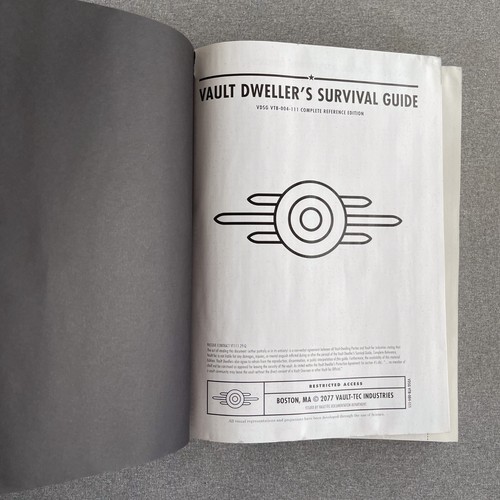 Fallout 4 Vault Dwellers Survival Guide Collectors Edition Prima Official HC - Picture 10 of 15