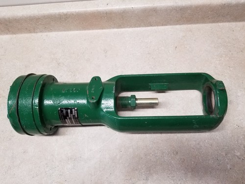 Fisher Controls Size 4A Type 655 Range: 43-119 Actuator - Picture 2 of 5