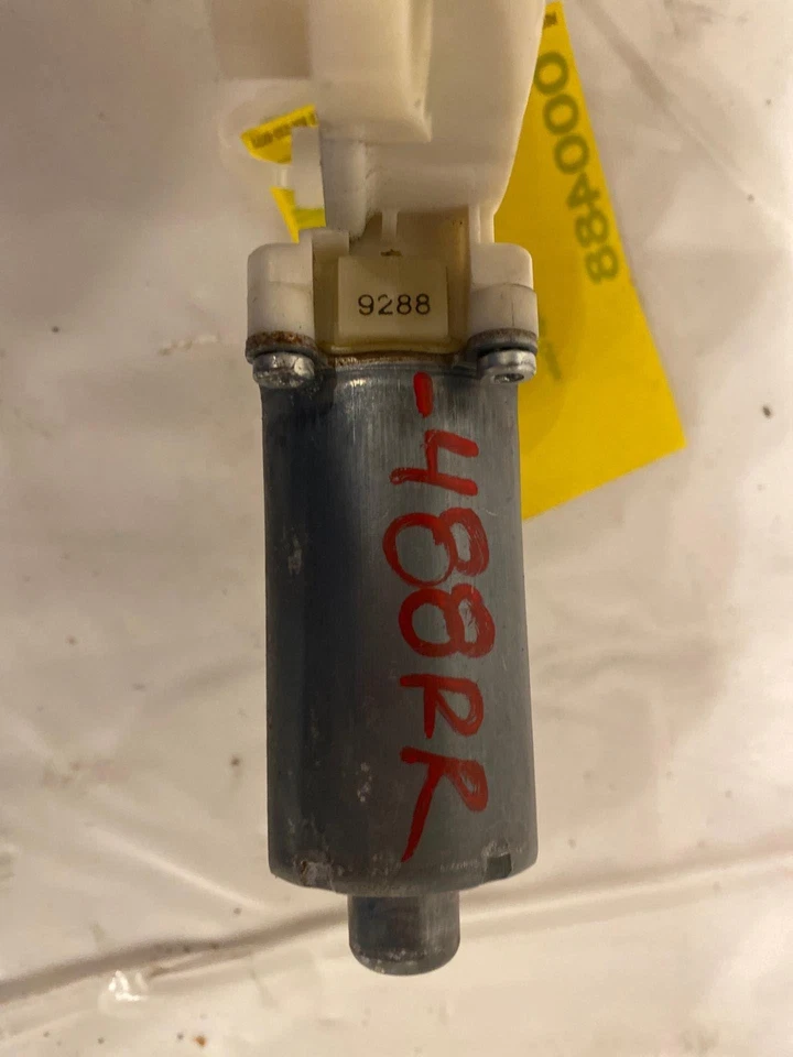 2006 - 2011 MERCEDES BENZ CLS500 Rear Power Window Motor Right Passenger Side RH - Image 3 of 4