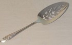 Tudor Plate Community Oneida Queen Bess II - Pierced Pie Server Silverplate 9.5"