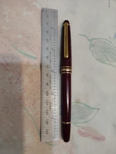 Genuine Montblanc Meister Stuck 144 Burgundy Resin Fountain Pen 14k Gold M Nib 