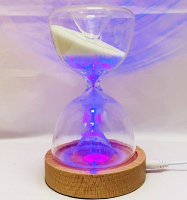 LED Sand Timer 15 Min USB Wiederaufladbares Stimmungslicht mit Fernbedienung Holzsockel