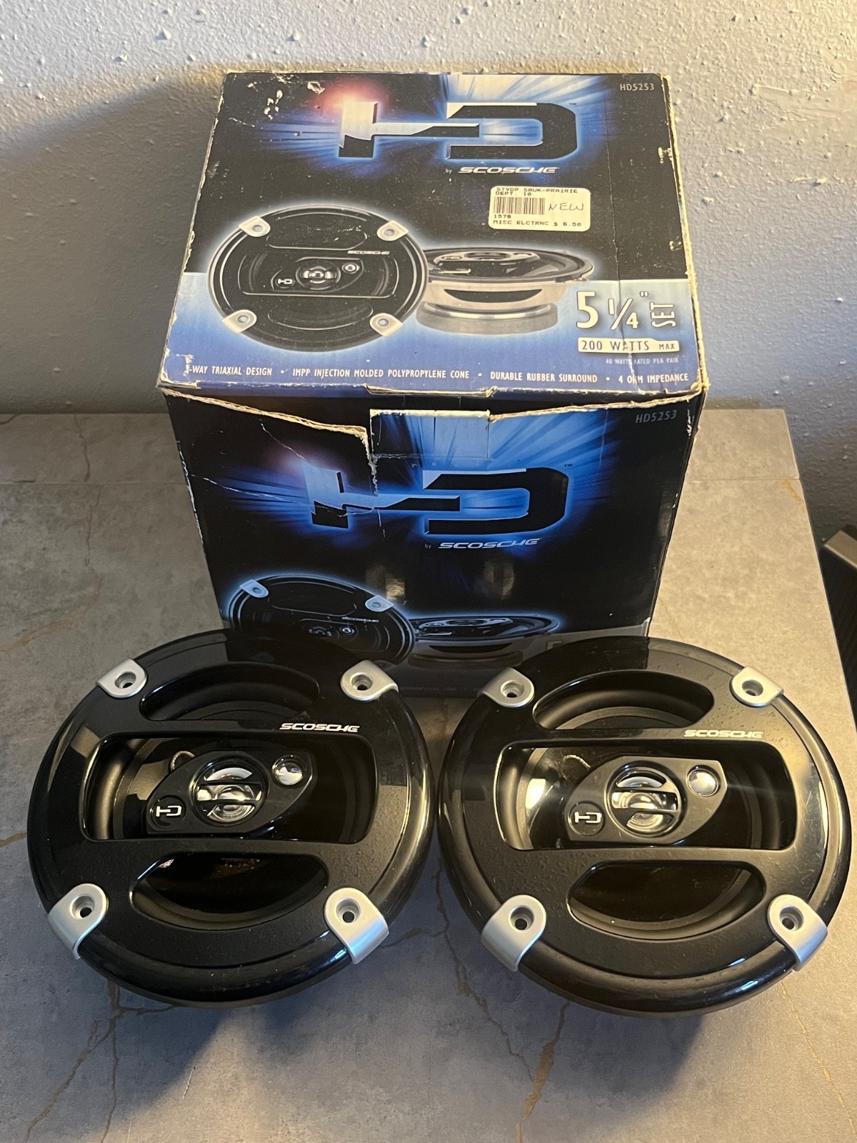 (pair) Works In Box